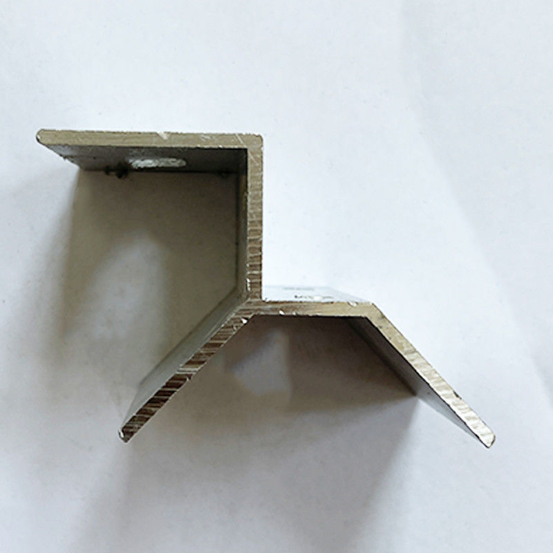 Fabbrica trapezoidale solare del morsetto del pannello solare dell'installazione del tetto del dispositivo solare di alluminio del tetto