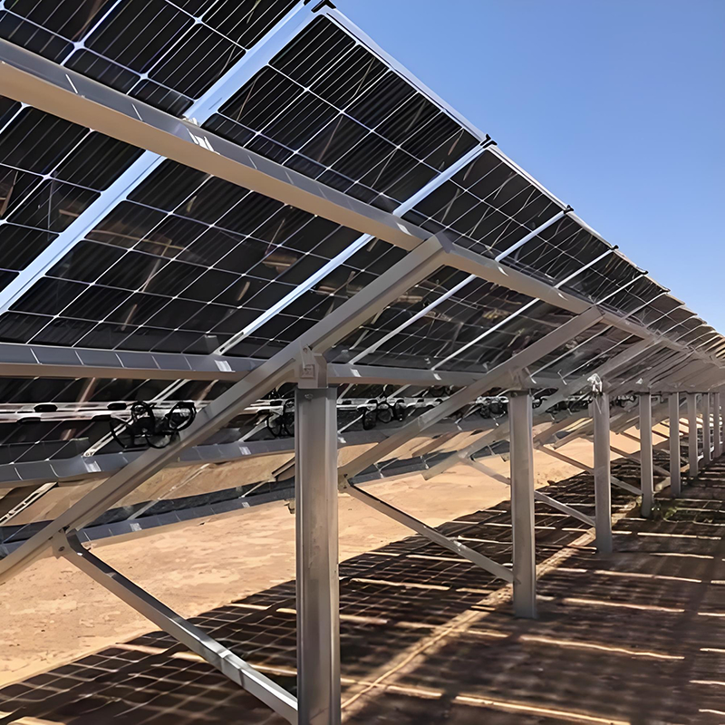Staffe di montaggio per pannelli solari personalizzabili per le esigenze del tuo impianto fotovoltaico Soluzione robusta e durevole per i tuoi progetti